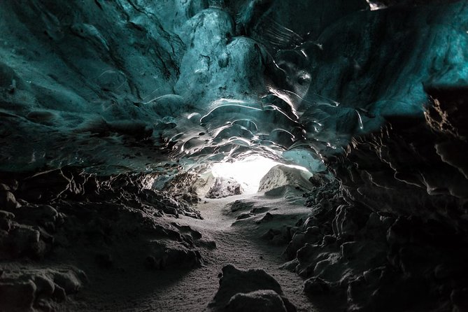 Crystal Ice Cave Tour From Jokulsarlon Glacier Lagoon - Safety Considerations