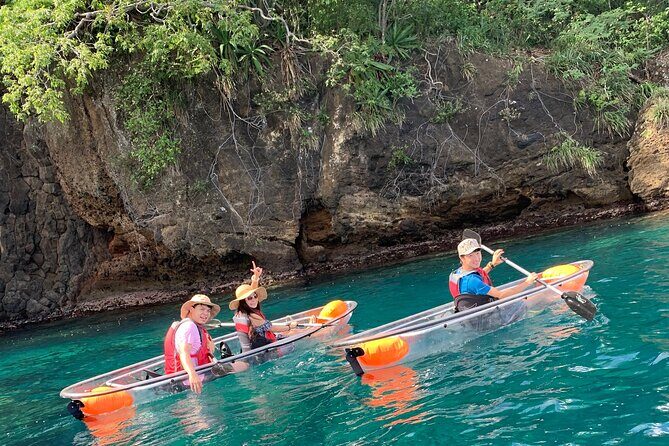 Crystal kayaking in St. Vincent - Siteseeing with Cass - Key Points