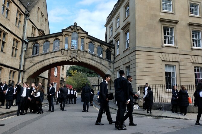CS Lewis & Tolkien Tour With Magdalen Entry Public Tour 11.45am - Frequently Asked Questions