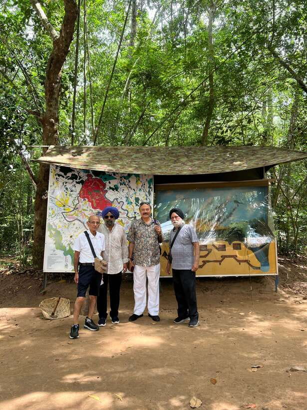 Cu Chi Tunnels And Mekong Delta Full Day Luxury Group Tour - Explore Cu Chi Tunnels