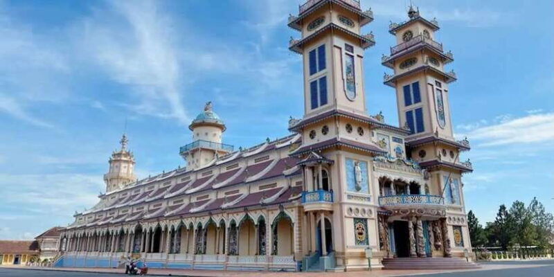 Cu Chi Tunnels, Cao Dai Temple, Ba Den Mountain Full Day - Pick-up and Drop-off Details