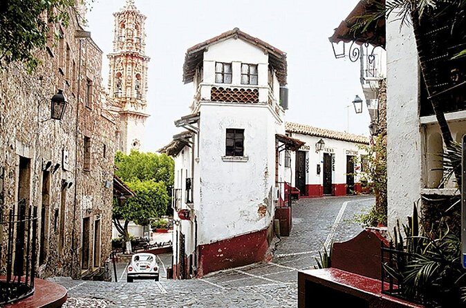 Cuernavaca and Taxco 1-day Tours from Mexico City - Transportation and Group Size