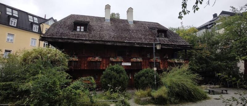Culinary Haidhausen - The Food Tour - Guides and Group Dynamics