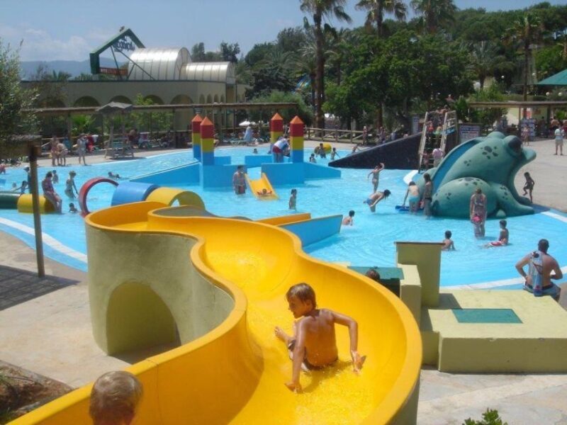 Cullera: Aquopolis Cullera Entry Ticket - The Experience at Aquopolis Cullera in Depth