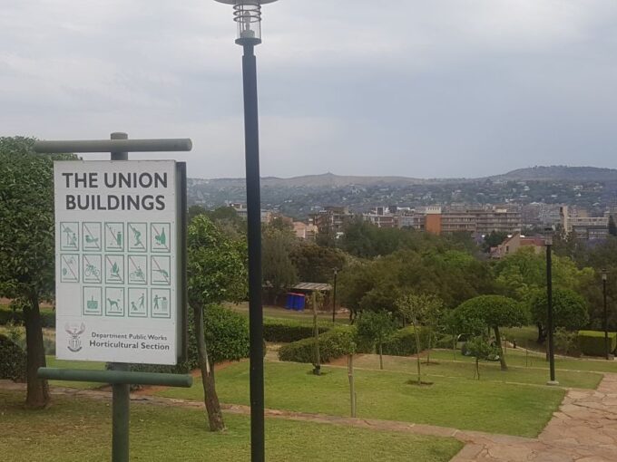 Cullinan Diamond Mine & Pretoria Full Day Tour - Guided Tour Experience