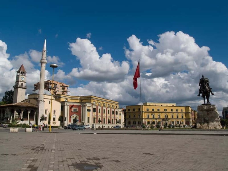 Cultural Walking tour in Tirana - Key Points