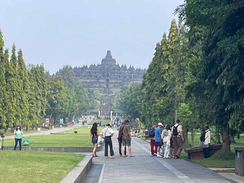 CULTURE TOUR BOROBUDUR TEMPLE.VULCANO MERAPI,AND PRAMBANAN - Important Information
