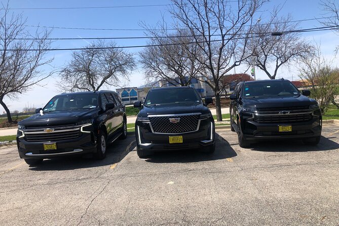 Curbside SUV Transfer From ORD to Downtown Chicago - Pickup and Drop-off
