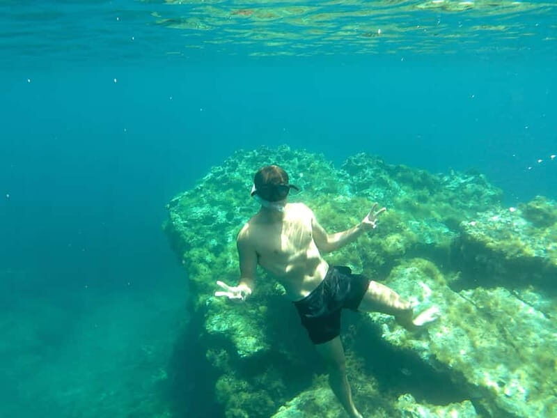 Curso de PaddleSurf, Visita Cuevas y Calas secretas, Snorkel - The Sum Up