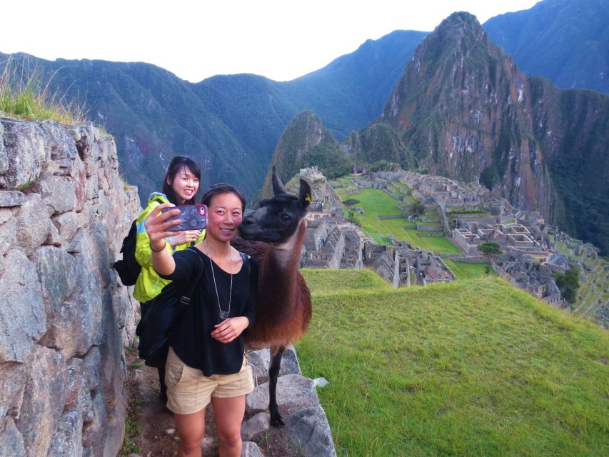Cusco: 2-Day Sacred Valley and Machu Picchu Guided Tour - Visiting Maras Salt Mines