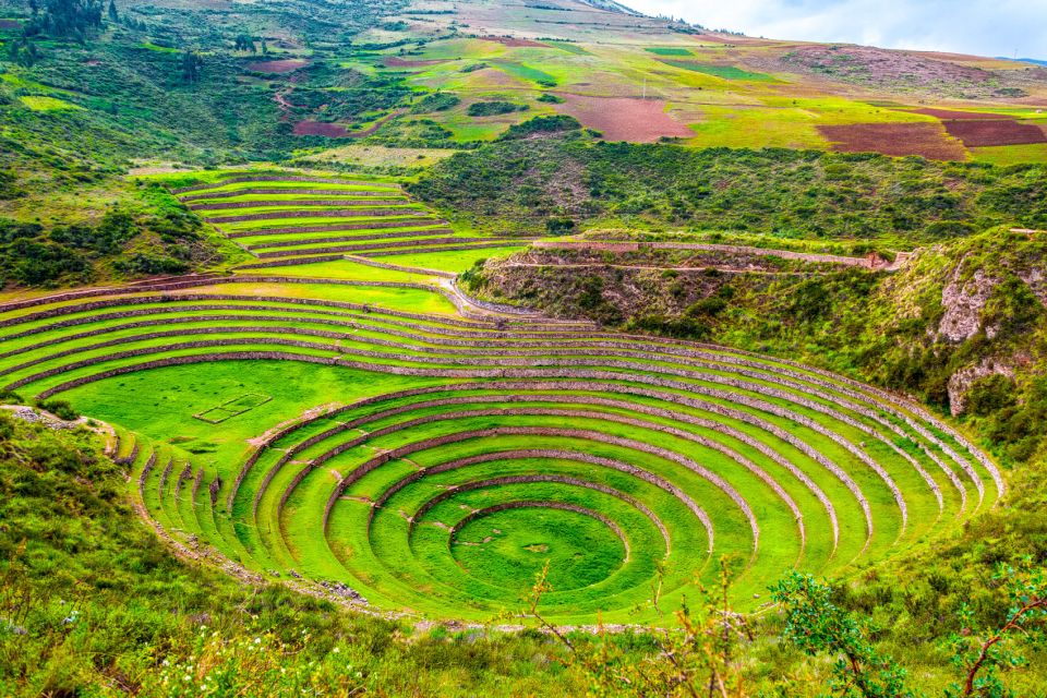 Cusco: 2-Day Sacred Valley and Machu Picchu Guided Tour - Visiting Chinchero, Maras, and Moray