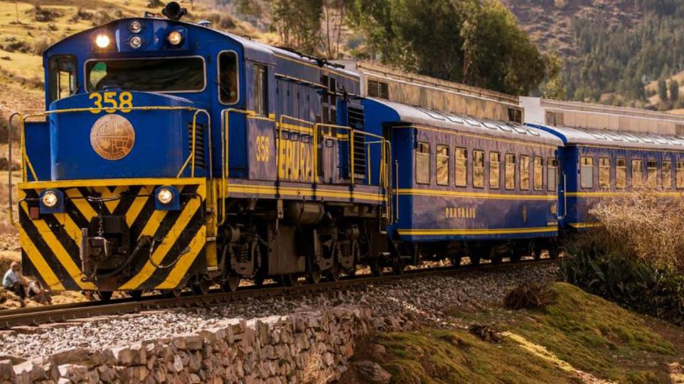 Cusco 3 Days: Sacred Valley, Humantay Lake & Machu Picchu - Hike to Humantay Lake