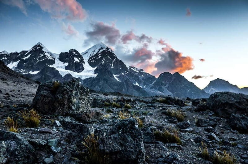 Cusco: 7 Lagoons of Ausangate Full Day - Exploring the Ausangate Region: A Full-Day Journey through Natural Wonder and Local Life