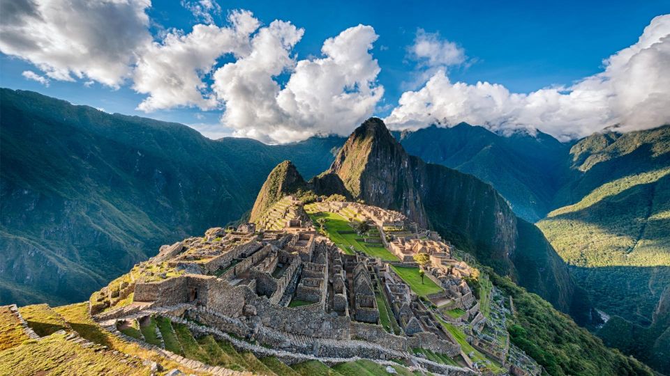 Cusco in 4 Days + Humantay Lake + Machu Picchu + 3-Star Hotel - Airport and Hotel Transfers