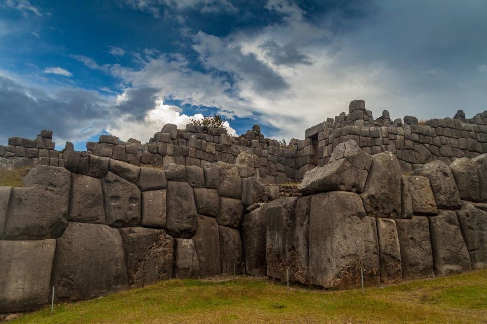 Cusco in 5 Days - Machu Picchu - Rainbow Mountain + 3-Star Hotel - Getting to the Destinations
