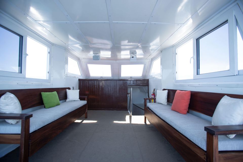 Custom 46 Boat in Puerto Vallarta and Nuevo Vallarta - Inclusions and Exclusions