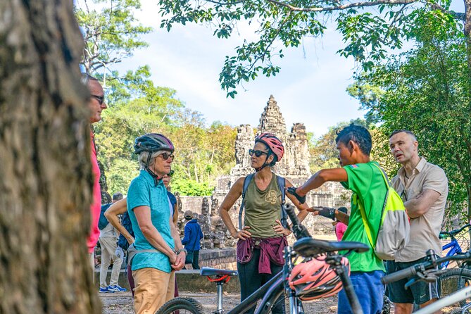 Cycle the Angkor Backroads - Inclusive Lunch at Local House - Cycling Through Dirt Lanes and Paved Roads