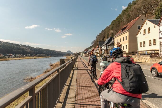 Cycling Self-Guided Trip: Prague to Dresden, 5-Days - Exploring Czech Countryside and Cities