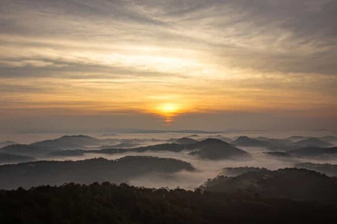 Da Lat: Chasing the Sunrise - A Mini Trek Adventure - Local Neighborhood and Breakfast
