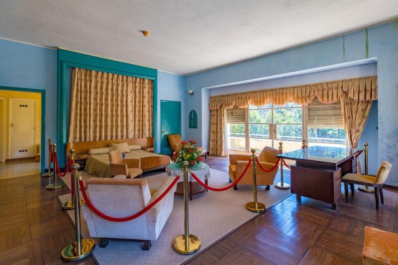 Da Lat: Half Day Explorer Tour to Tunnel & Waterfalls - Crazy House