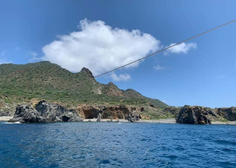 Da Lipari: Tour in Barca Panarea & Stromboli PICCOLO GRUPPO - Who Will Appreciate This Tour?