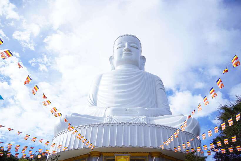 Da Nang: Ba Na Hills Tour With Guide and Transfer - Overview of the Ba Na Hills Tour
