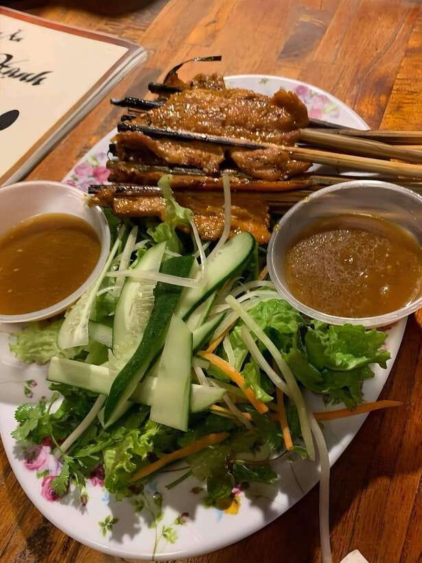 Da Nang City Sightseeing & Midnight Street Food Private Tour - What to Expect