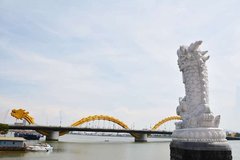 Da Nang: Con Market And Seafood Street Experience - Seafood Street Adventures Near My Khe Beach