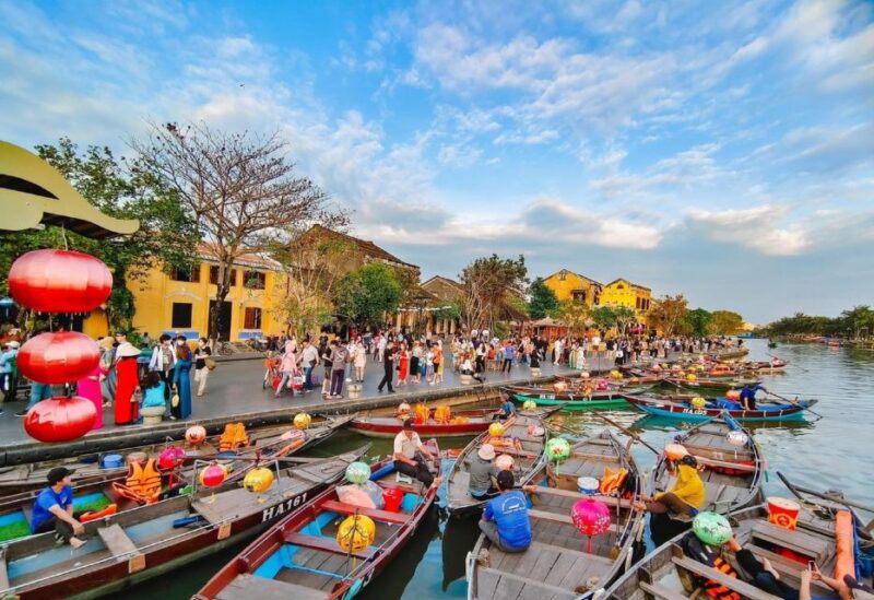 Da Nang: Explore Son Tra, Marble Mountain, Hoi An Half Day - Hoi An Ancient Town
