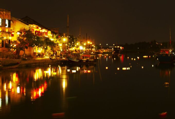 Da Nang: Hoi An Nighttime Heritage Experience - Hoi An Night Market