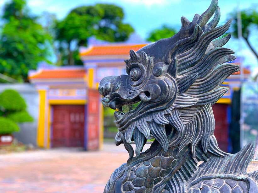 Da Nang: Imperial Hue And Scenic Hai Van Pass Discovery Tour - Key Points