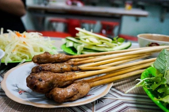 Da Nang Night Foodie & Sightseeing With Friendly Female Biker - Exploring Top Attractions by Motorbike