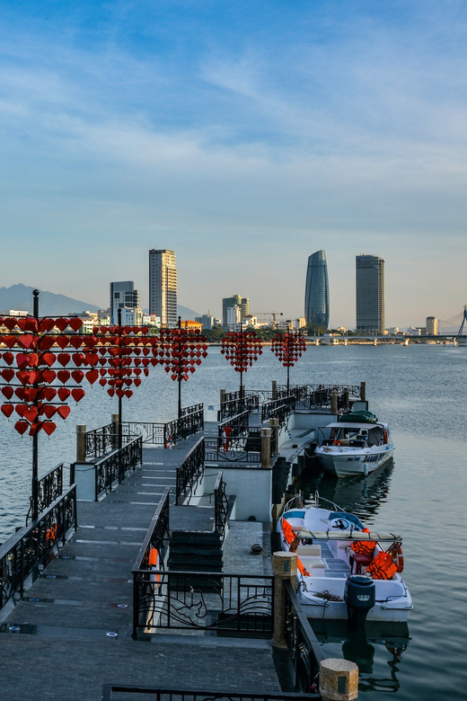 Da Nang: Night Tour With Drink at Rooftop Bar and Dinner - Key Points