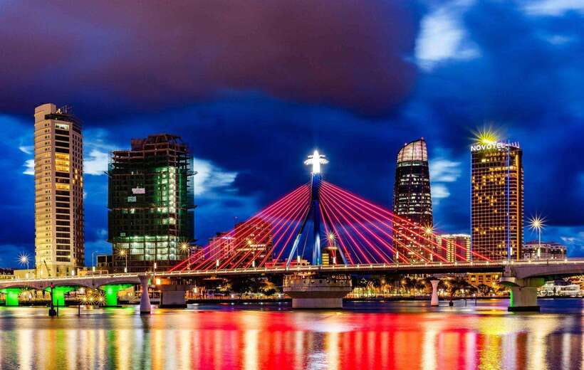 Da Nang Private Night Tour: Market, Sightseeing & Cruise - Scenic Han River Cruise: Illuminated Bridges and Champa Dance Performance