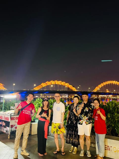 Da Nang: Seafood Dinner, Night Market, Sightseeing by Night - Included in the Tour