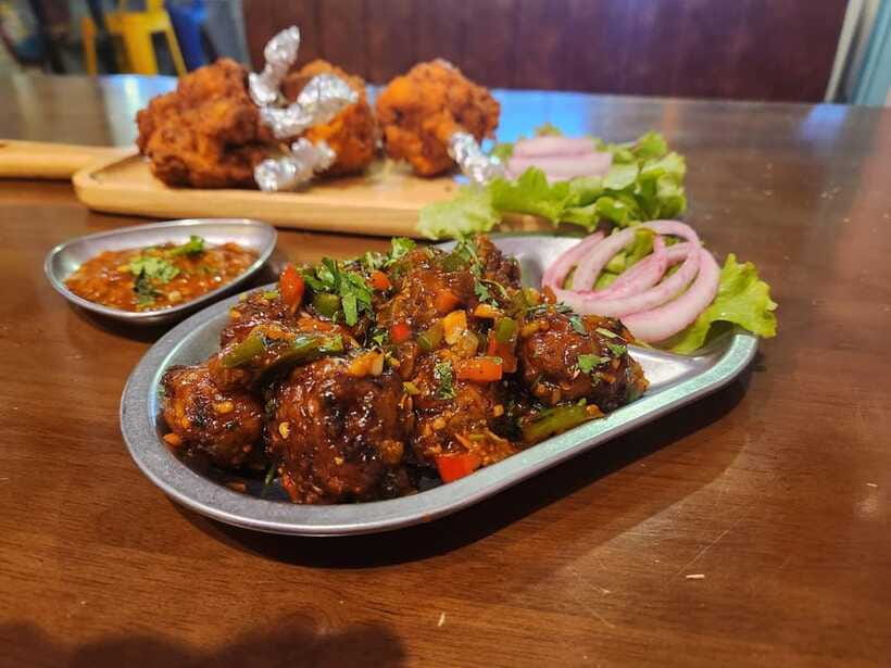 Da Nang Street Food Tour At Midnight With Female Guide - Frequently Asked Questions