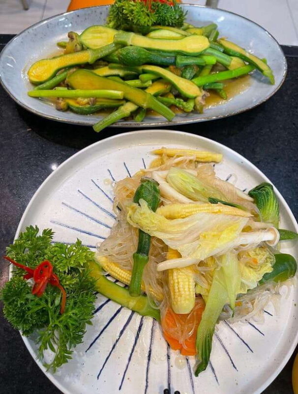 Da Nang Vegetarian Food Walking Tour - Meeting Point and Transportation