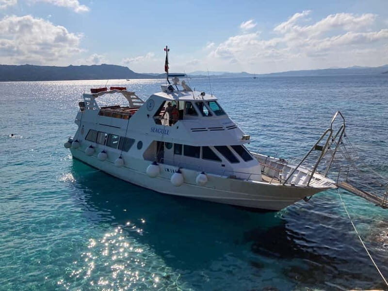 Da Santa Teresa Gallura: tour in motonave a La Maddalena - Key Points