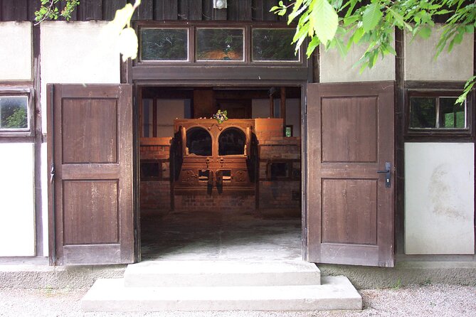 Dachau Concentration Camp Memorial Tour With Train From Munich - Visitor Experiences