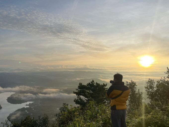 Dalat: Hiking the Mountain to Observe the Cloud and Sunrise - Best Time to Visit