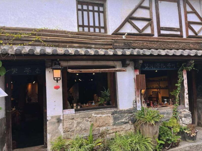 Dali: Xizhou Ancient Town and Dali Ancient City Tour - Key Points