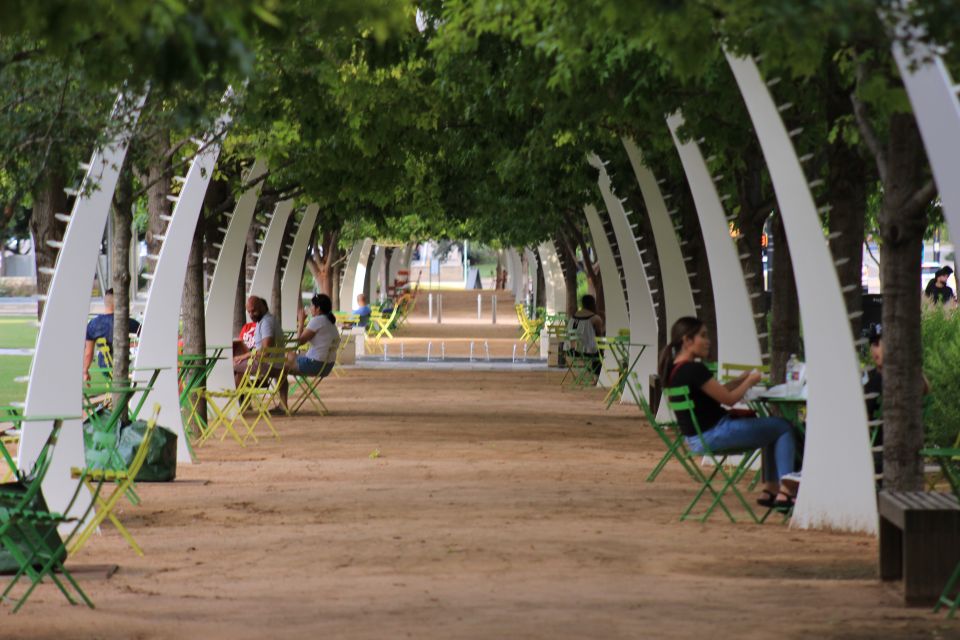 Dallas: City Highlights Guided Walking Tour - Experiencing the McKinney Avenue Trolley