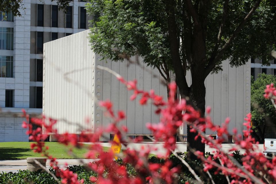 Dallas: City Highlights Guided Walking Tour - Discovering the Dallas Arts District