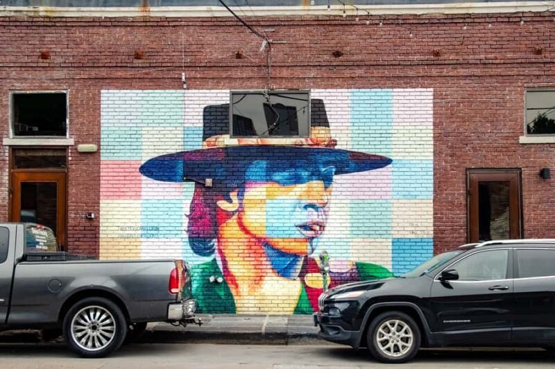 Dallas: Food Tour with 5 Bold Food Tastings in Deep Ellum - Who Should Consider This Tour?