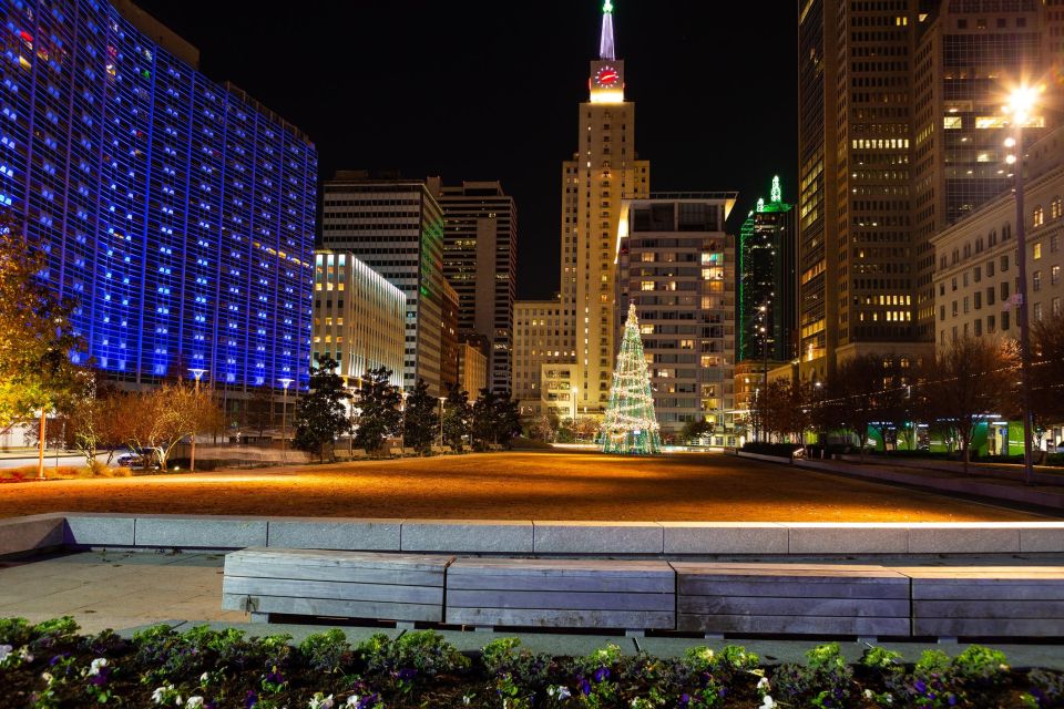Dallas Holiday Splendor: A Festive Walk - Holiday Cheer on SMU Campus