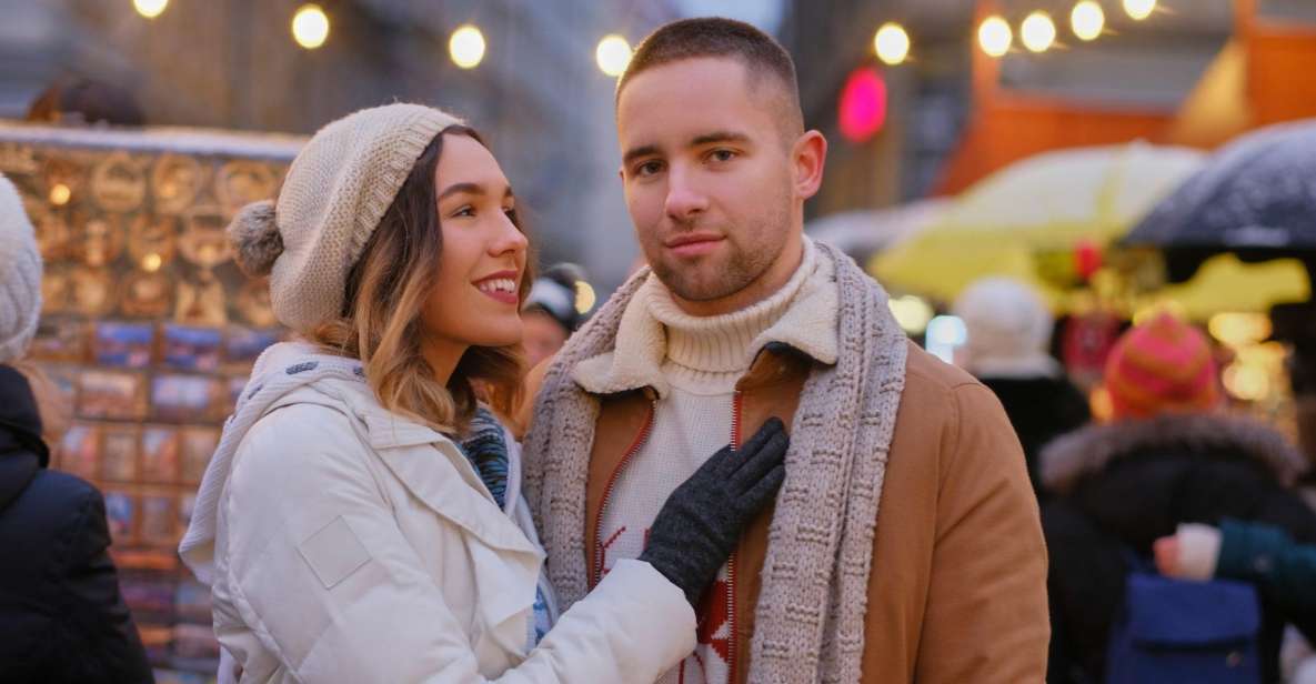 Dallas Holiday Splendor: A Festive Walk - Seasonal Joy and Splendor