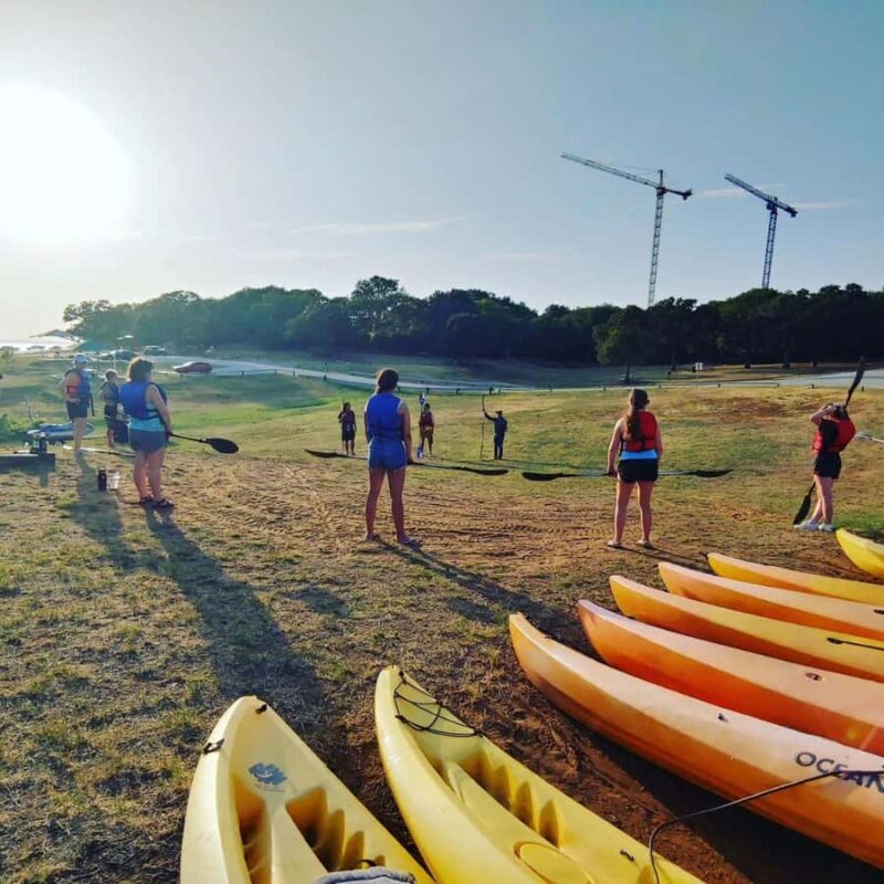 Dallas: Sit-On-Top Kayak Rental with Lesson & Photos - Who Should Consider This Tour?