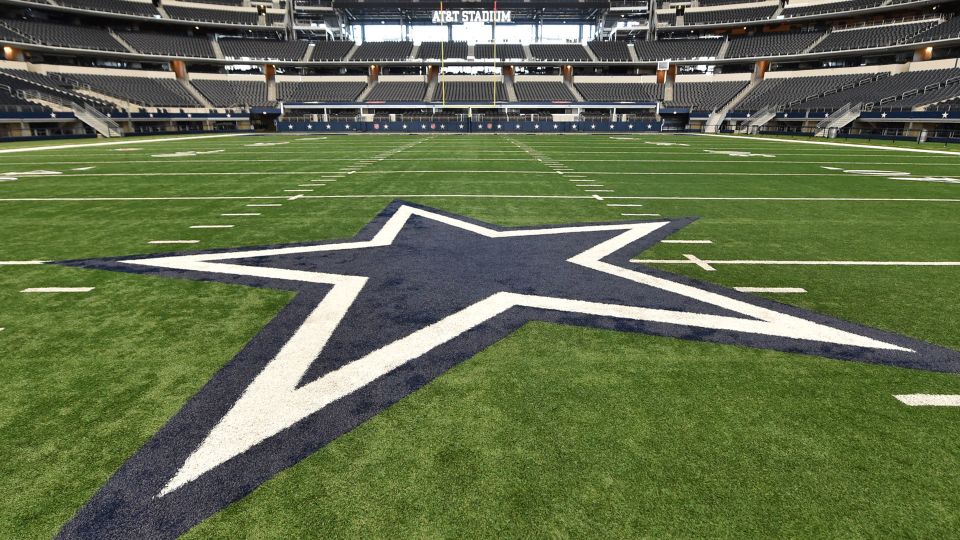 Dallas: VIP Guided Cowboys Stadium Tour and City Sightseeing - AT&T Stadium Access