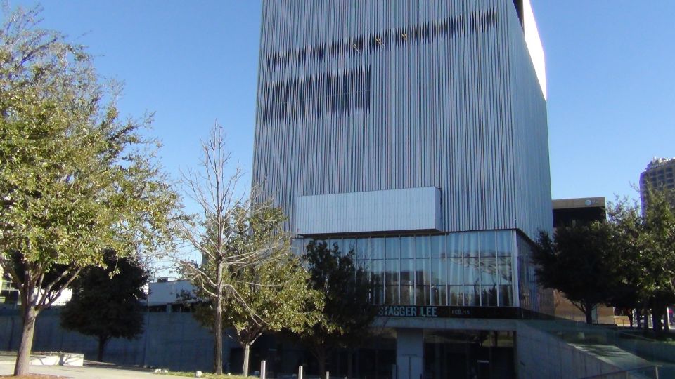 Dallas: Welcome to Dallas 3-Hour Small Group Tour by Van - Landmarks and Attractions