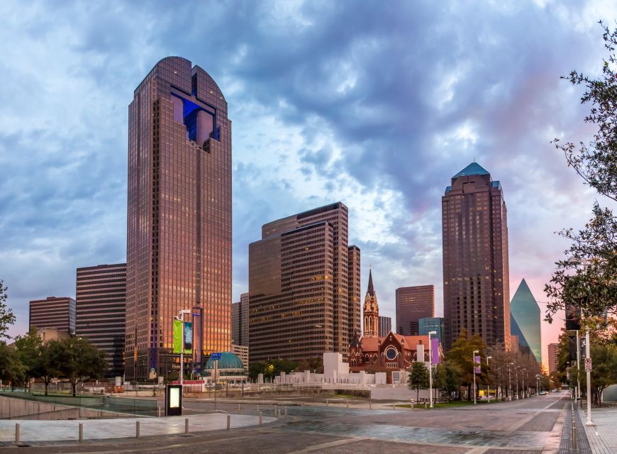Dallas Whispers of Romance: A Couple's Stroll - Civic Gardens Serenity